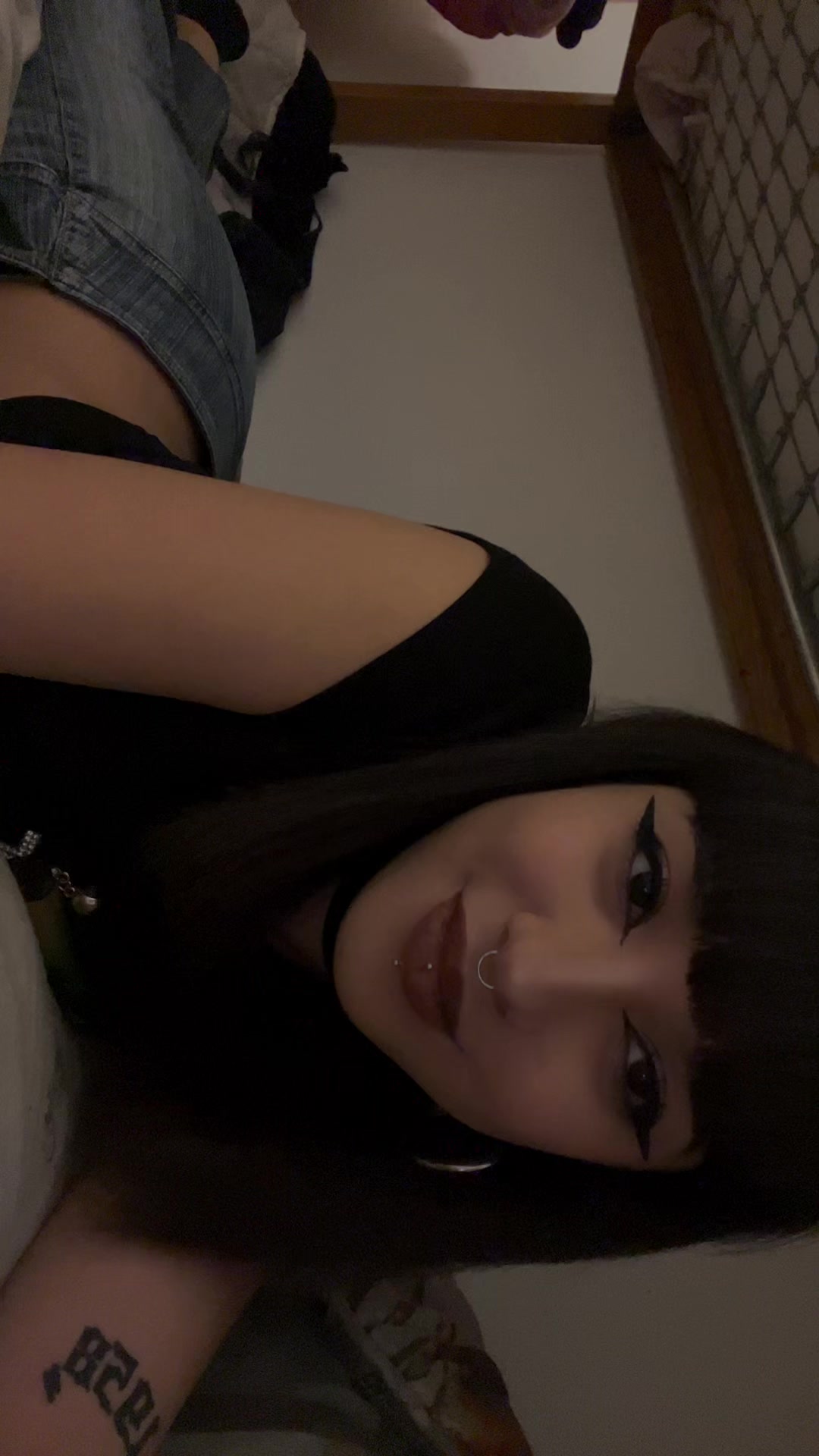 @Ani🌙