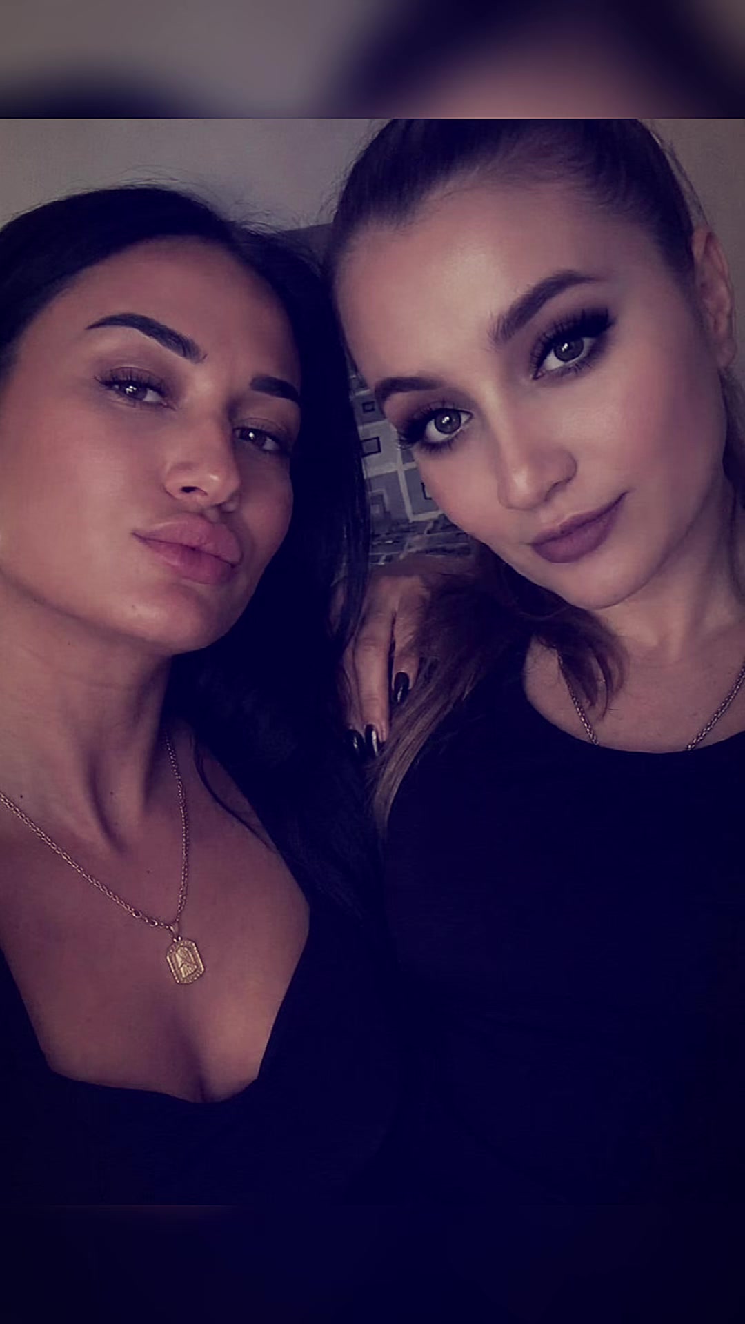 @Anzhela_15