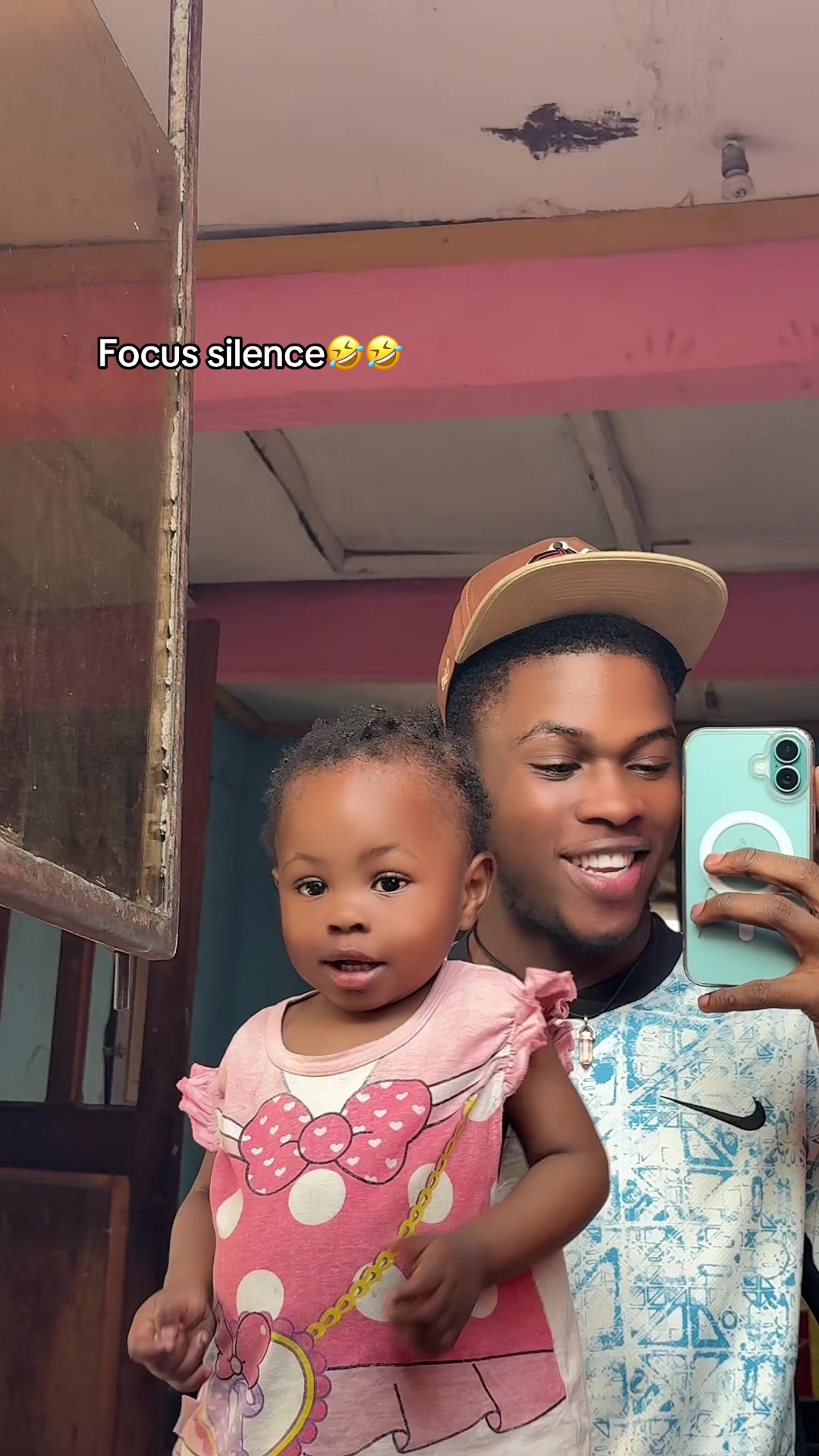 @𝑴𝒓 𝒑𝒐𝒑𝒖𝒍𝒂𝒊𝒓𝒆 🇨🇩📌