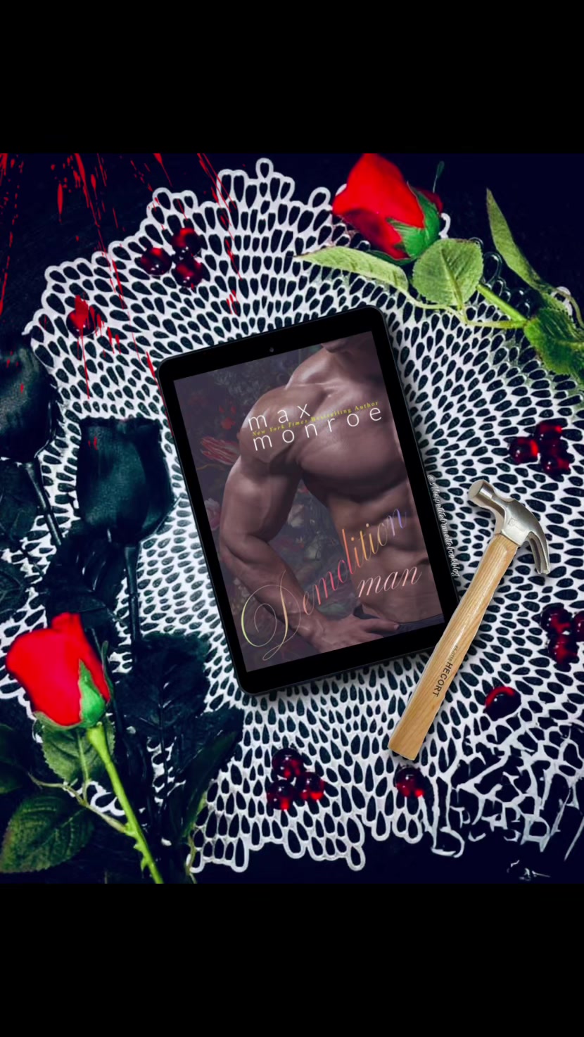 @MissPetiteBrunetteBookBlog