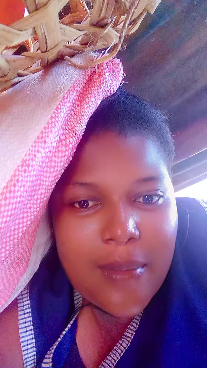 @moureen
