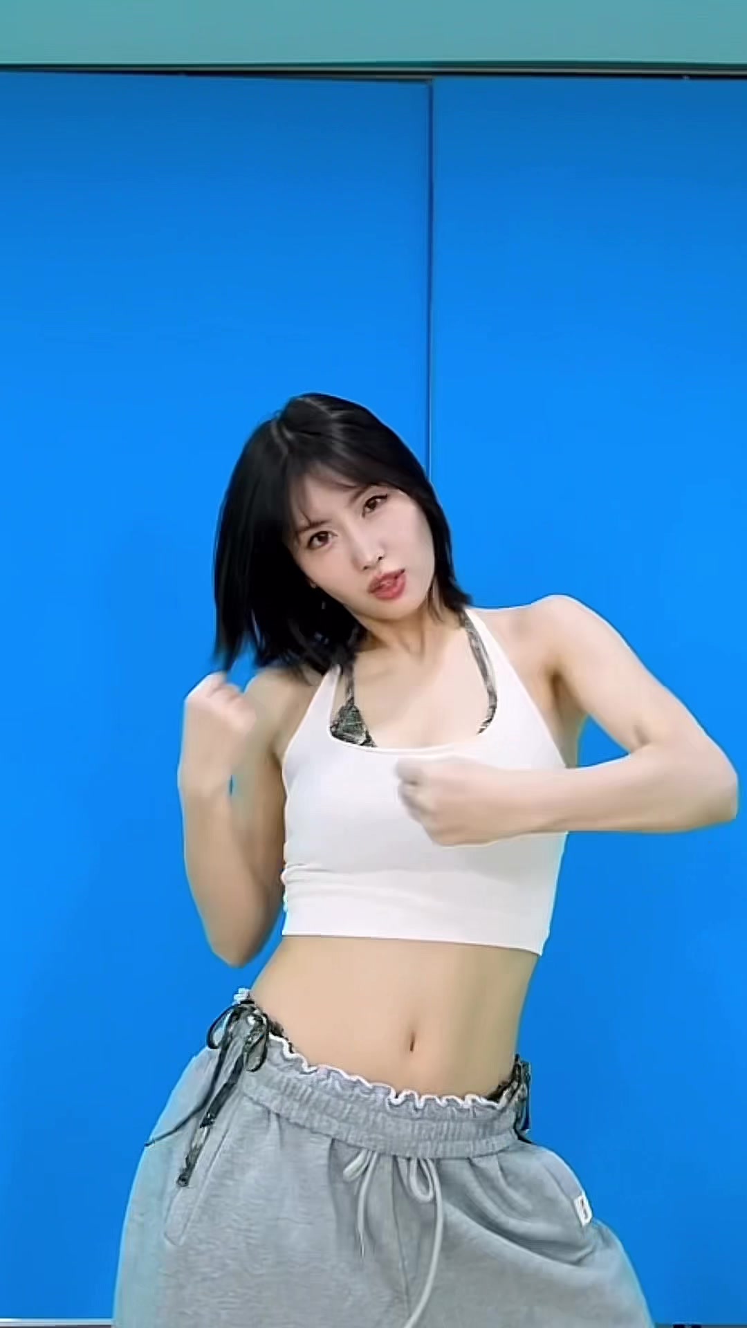 @:p