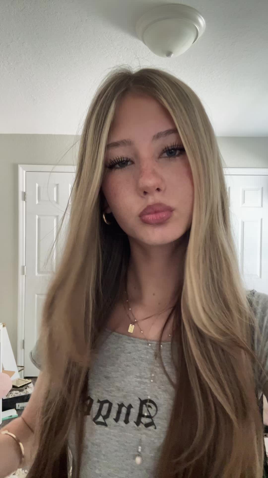 @isabella dimov