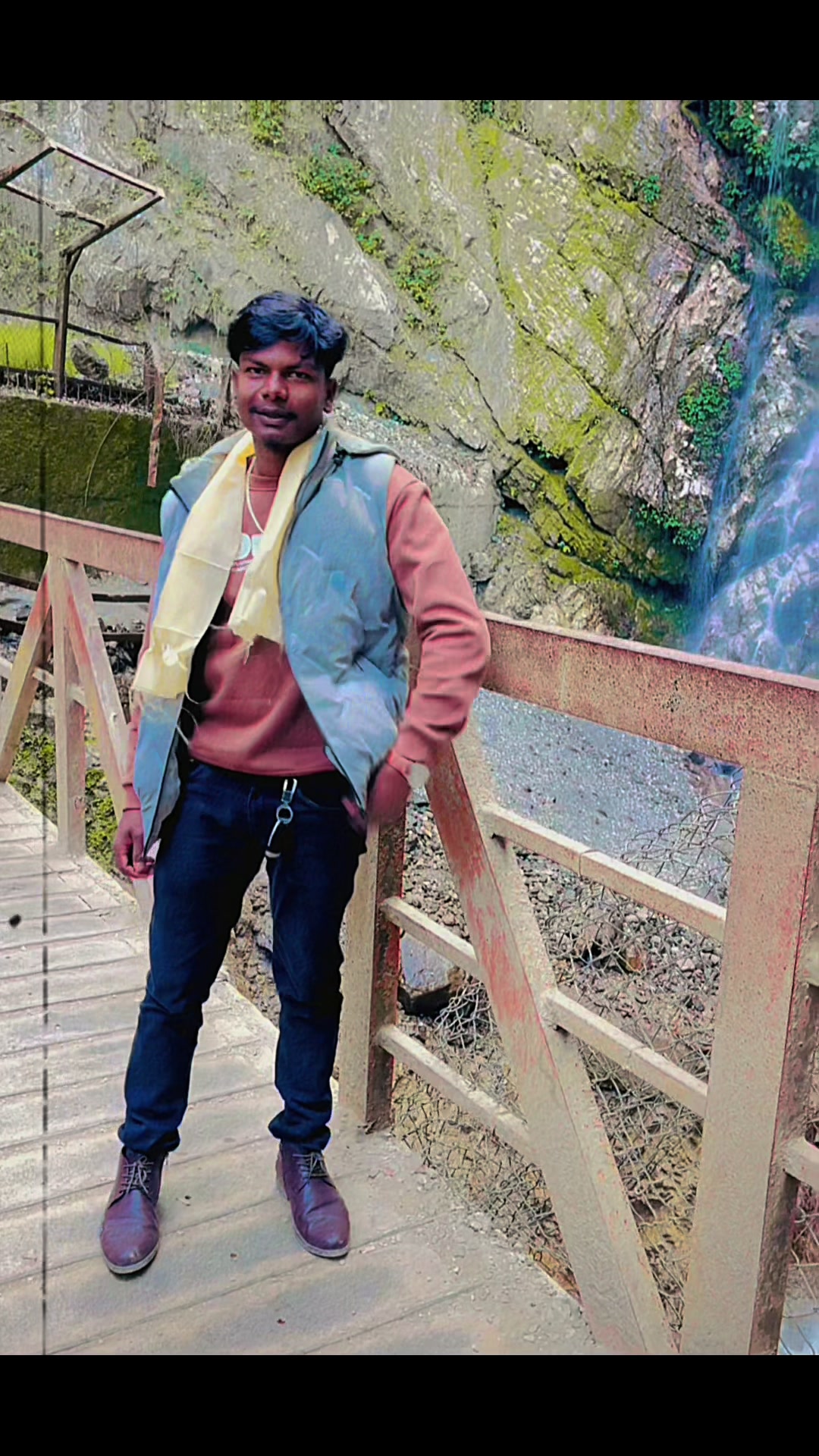 @🥷YADAV SARKAR🥷🚯