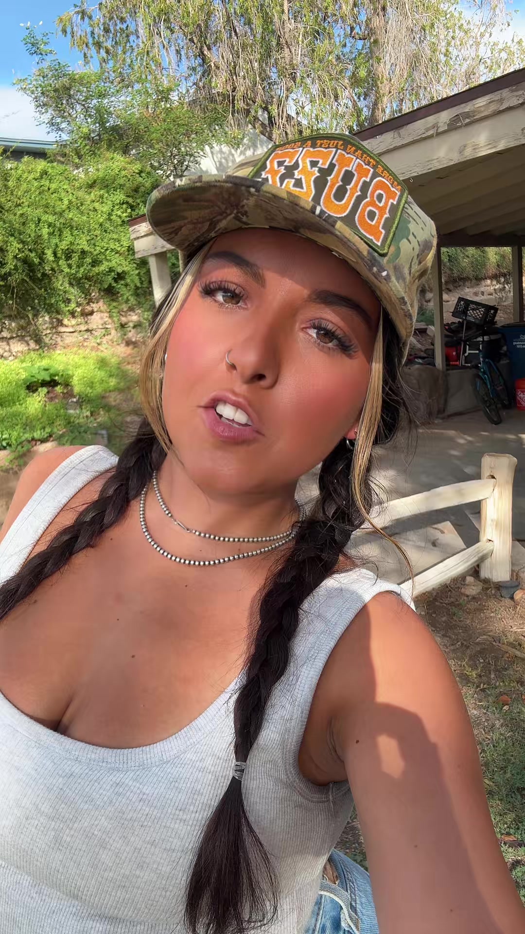 @pikivids_