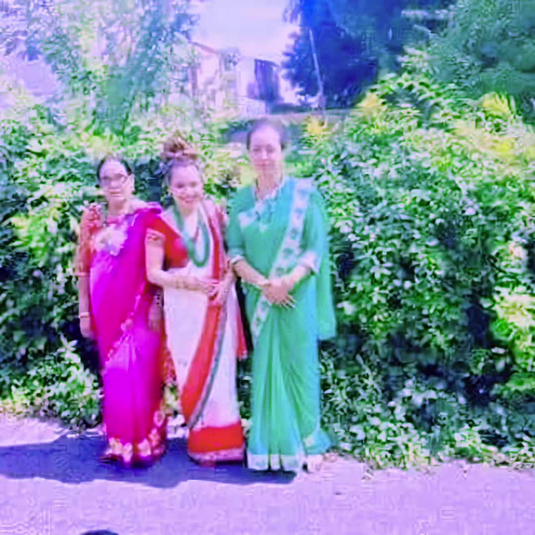 @Devi 🌸