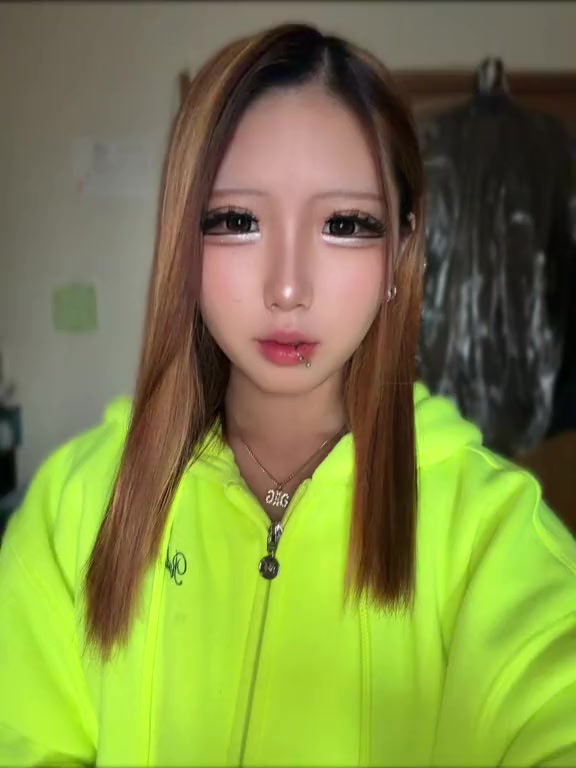 @りんごじゅーすわおいしい