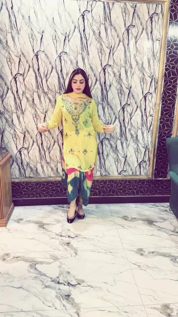 @Mahii khan