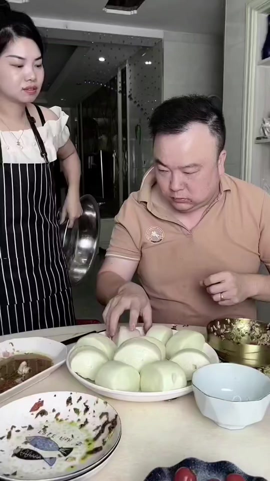 @foodmukbang