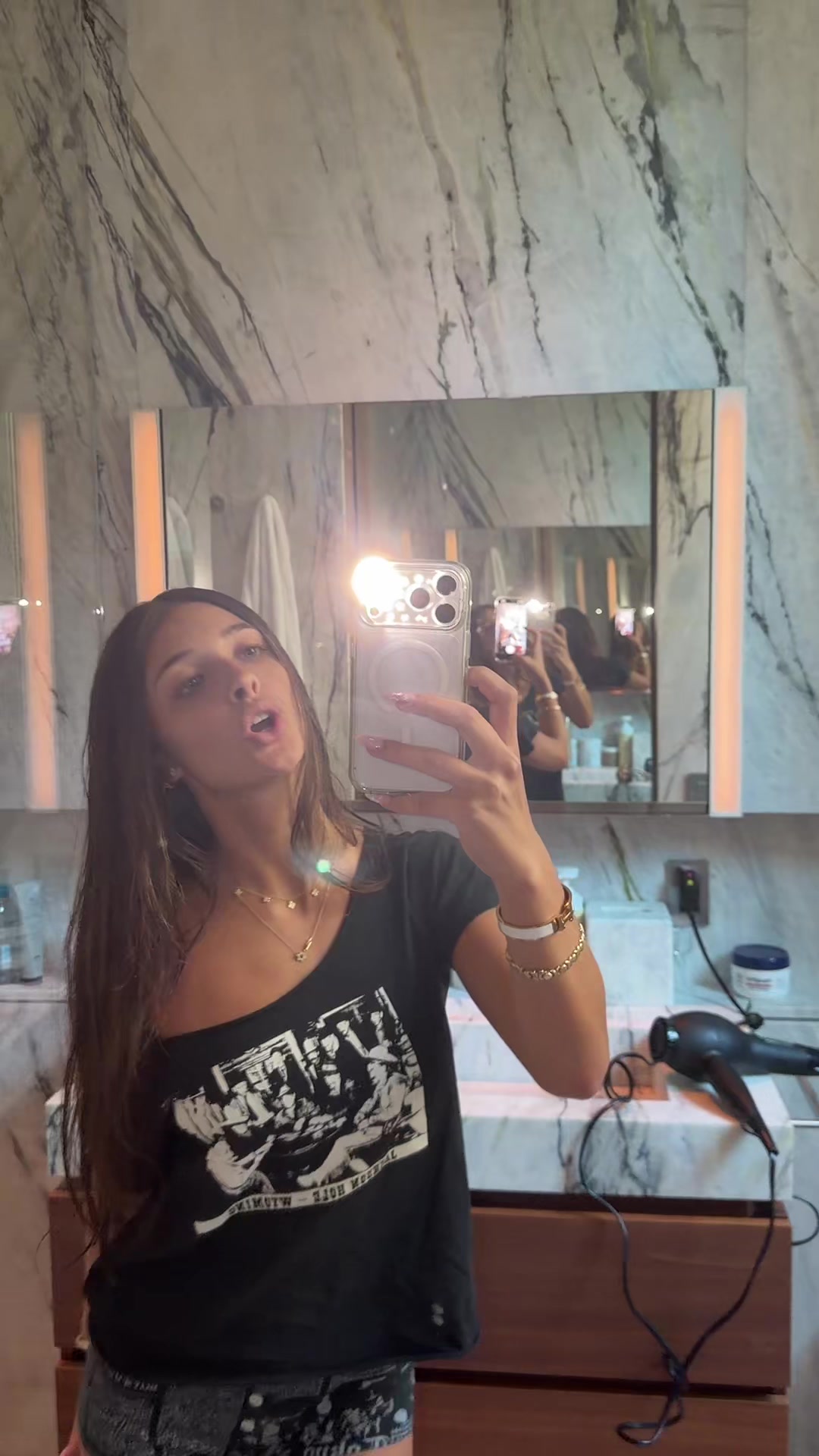 @sophiaegozi