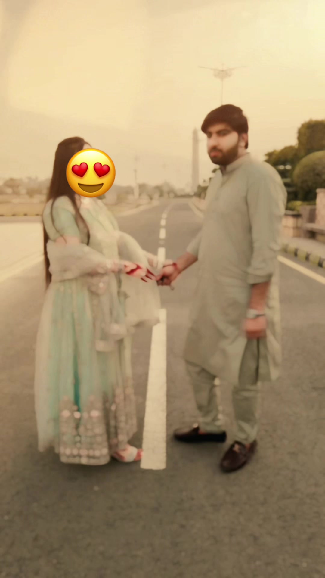 @Ahmiku Vlogs♥️