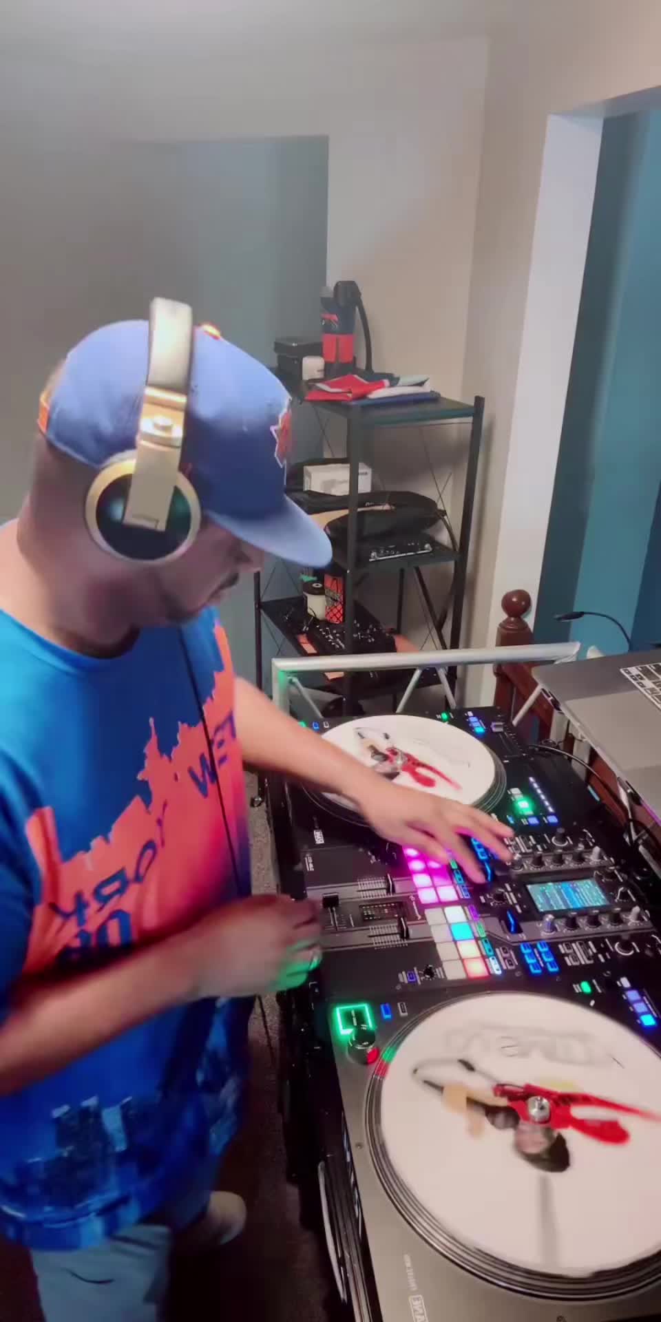 @DJ SMITTY (HBG)
