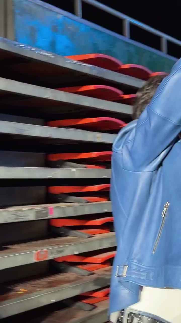 @by_🤍