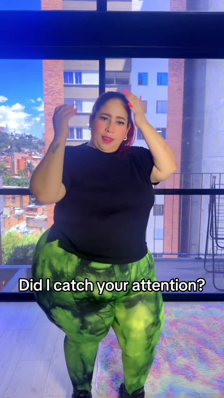 @lolanextdoar