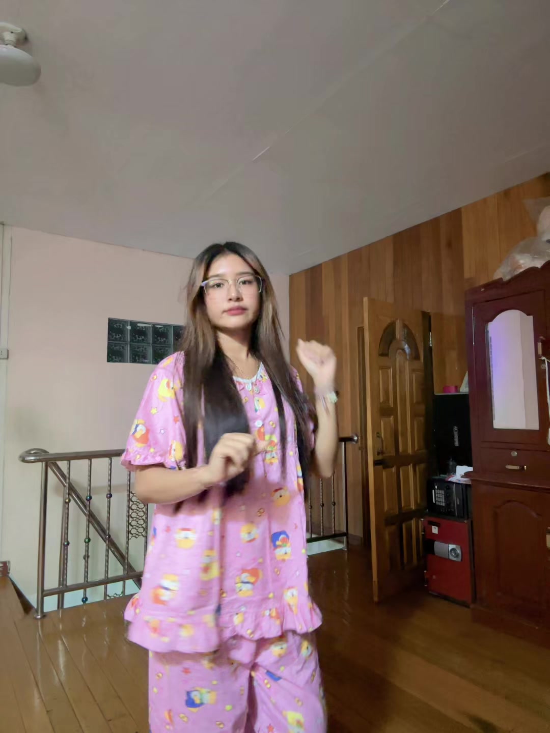 @T