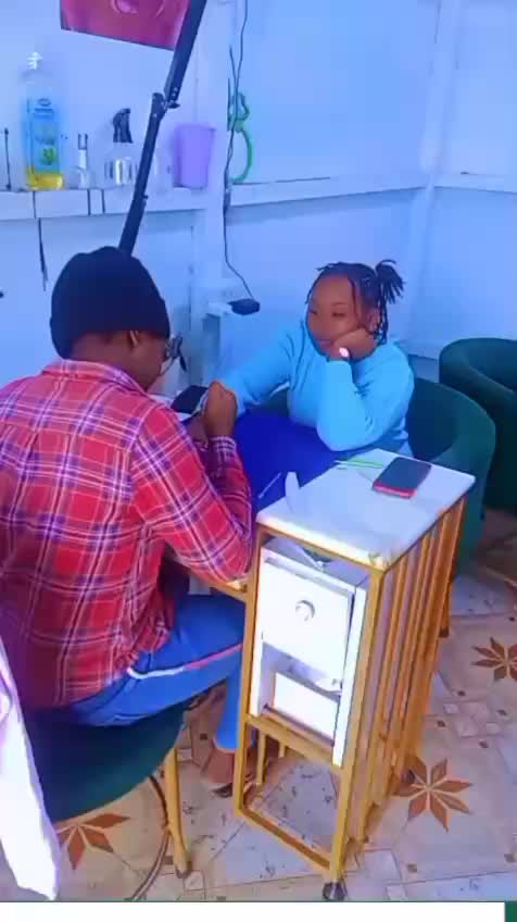 @Lucy nails