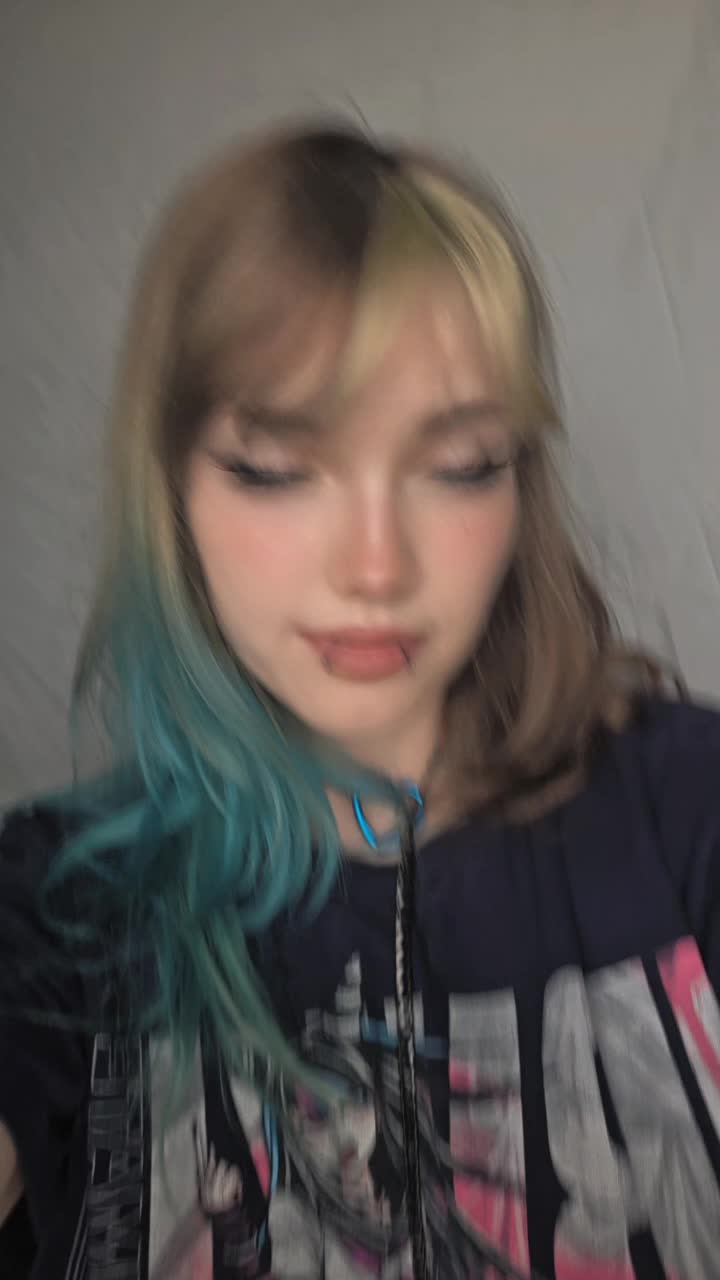 @Nikki