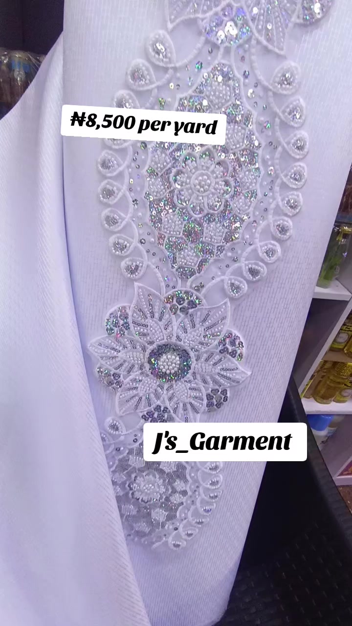 @Julian's_Garment