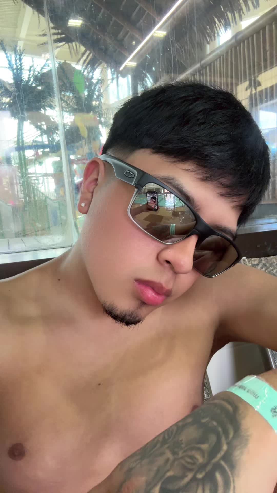@Andy L.L ๐