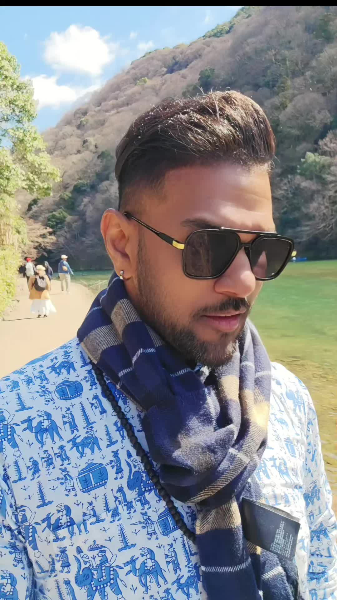 @MoNzRaJzNaIr
