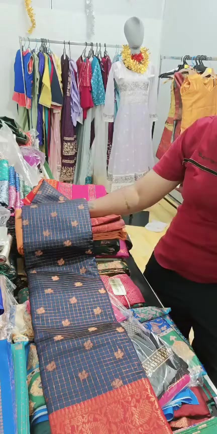 @DL Bollywood Fashion
