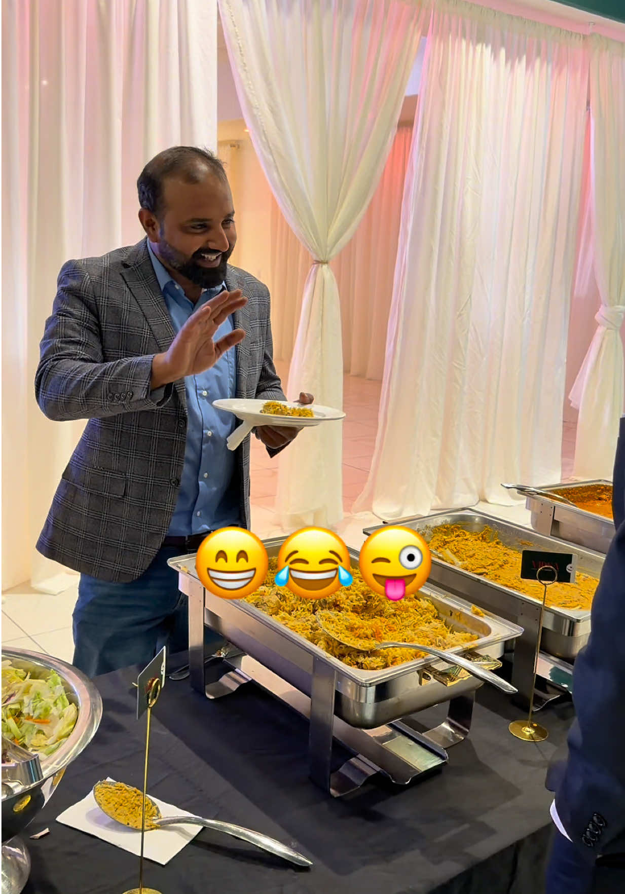 @Hilarious_zain