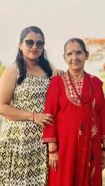@Shanta Kharel😘💞
