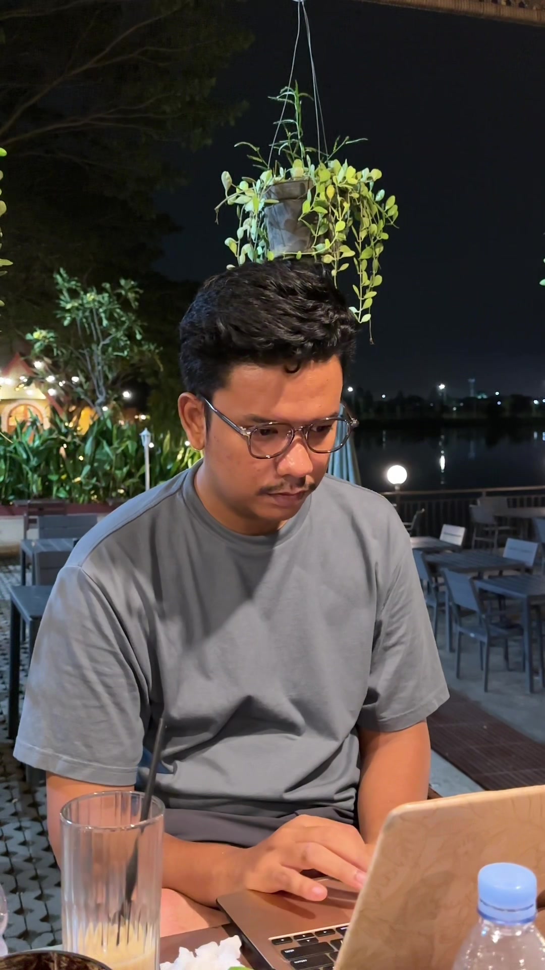 @Feelingframe