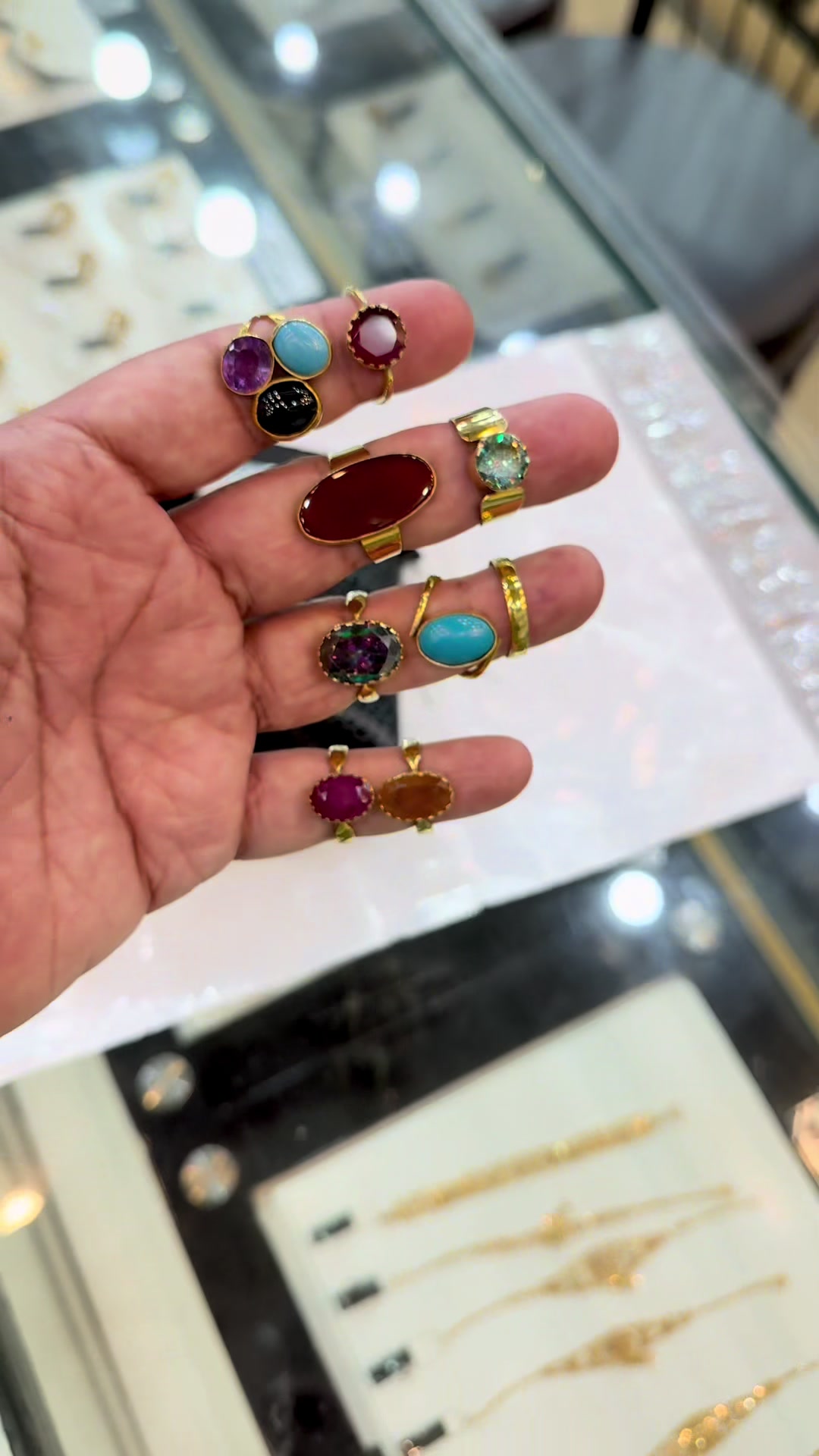 @Elegent Gems 💍