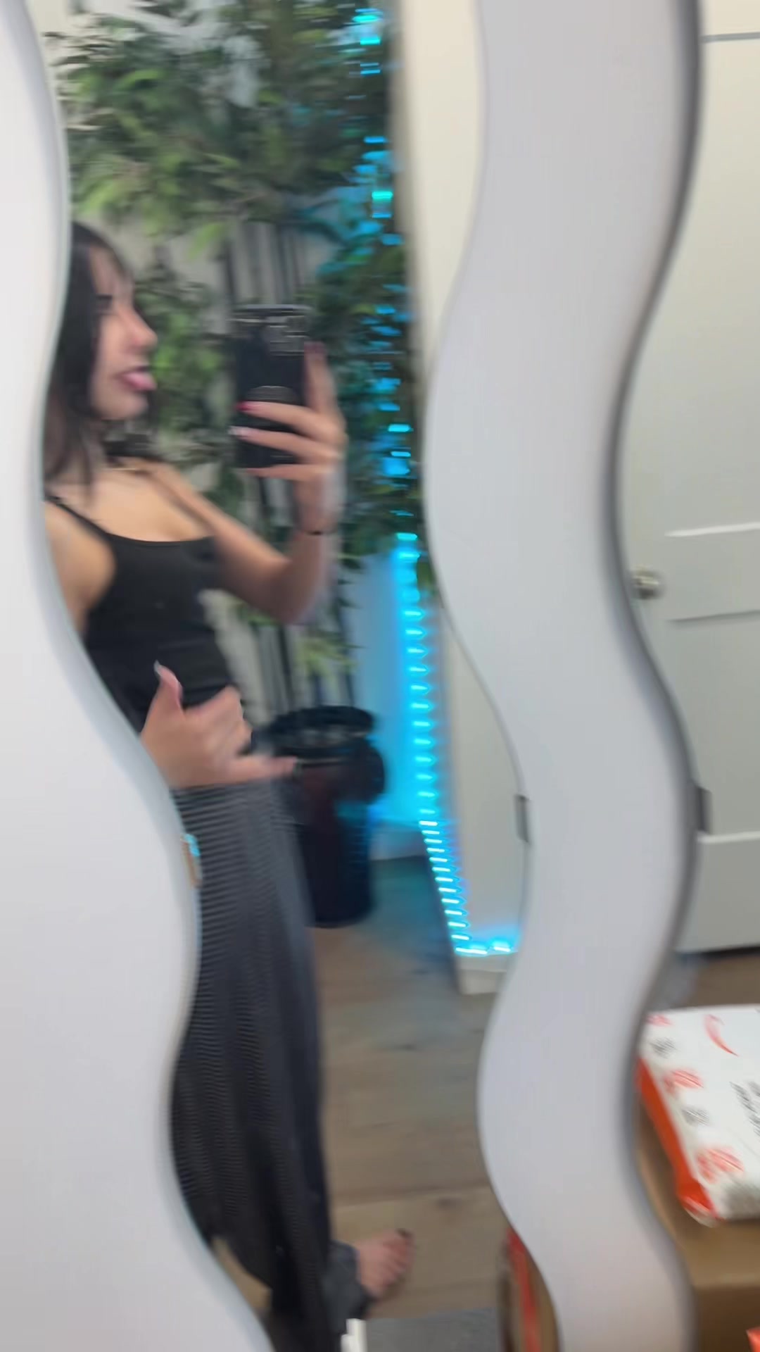 @user93573628193