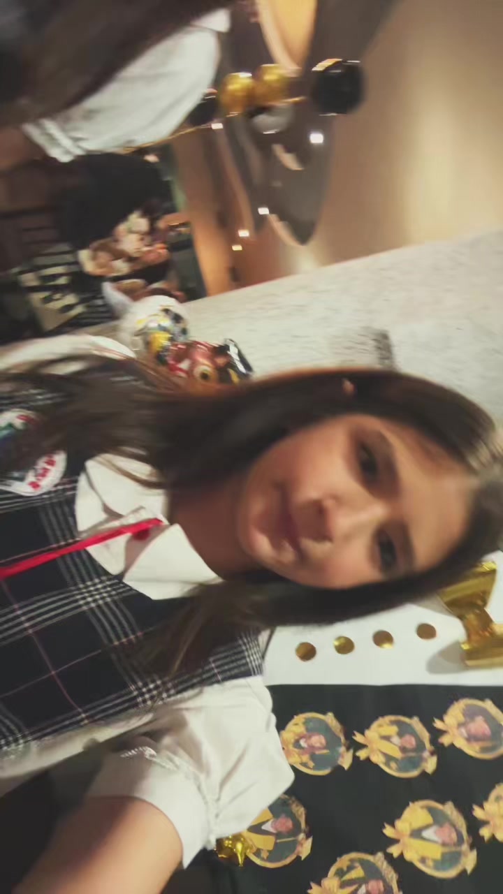 @makynita1206