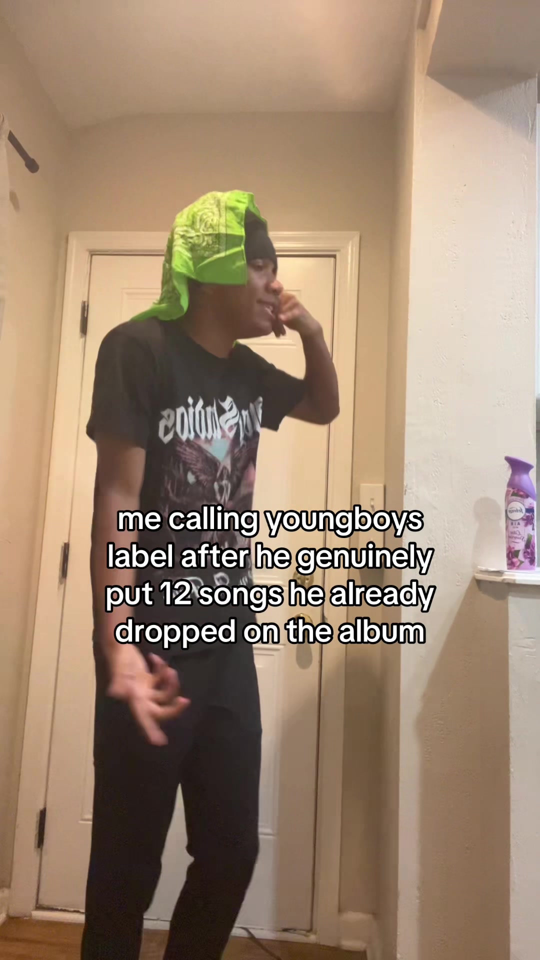 @dee