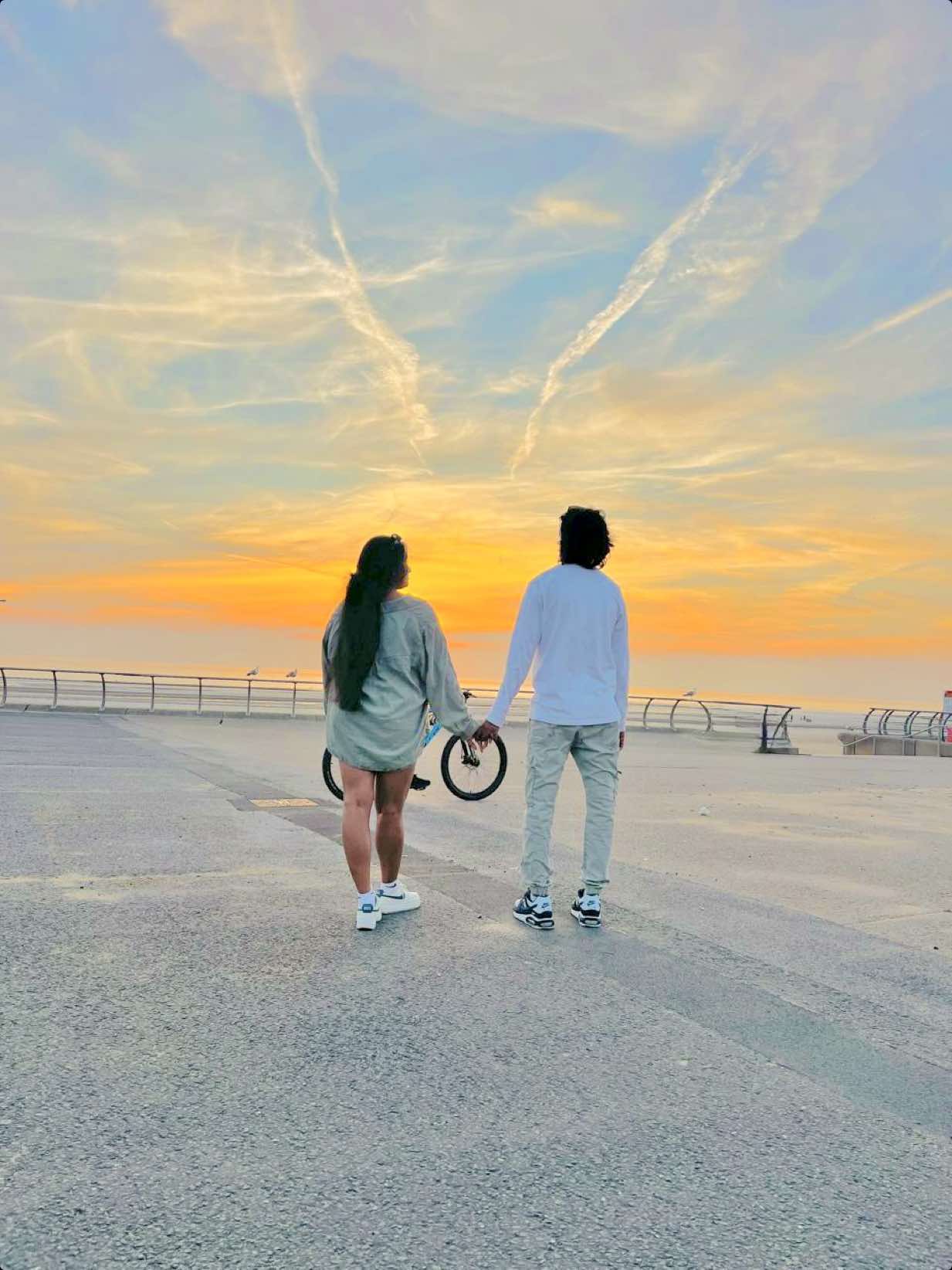 @Luxshi