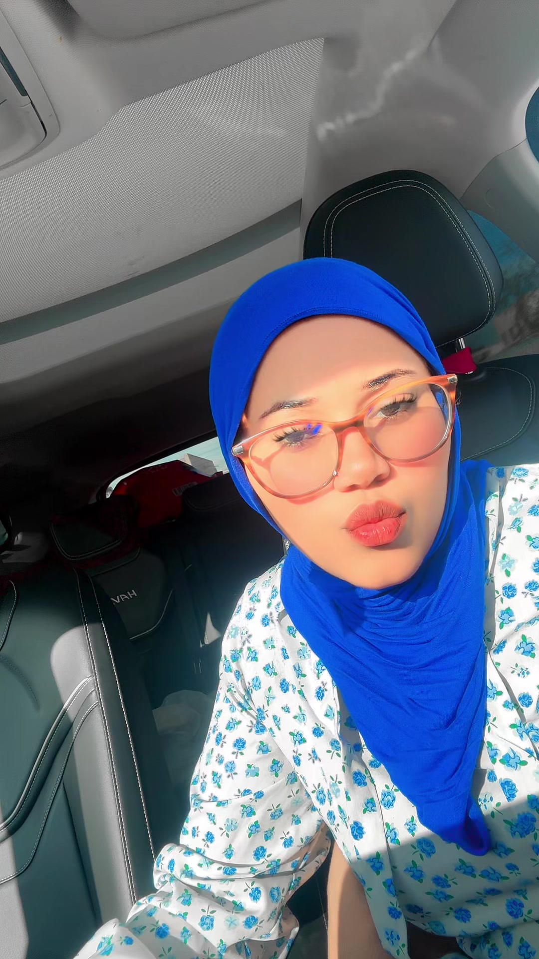 @nura beauty👸