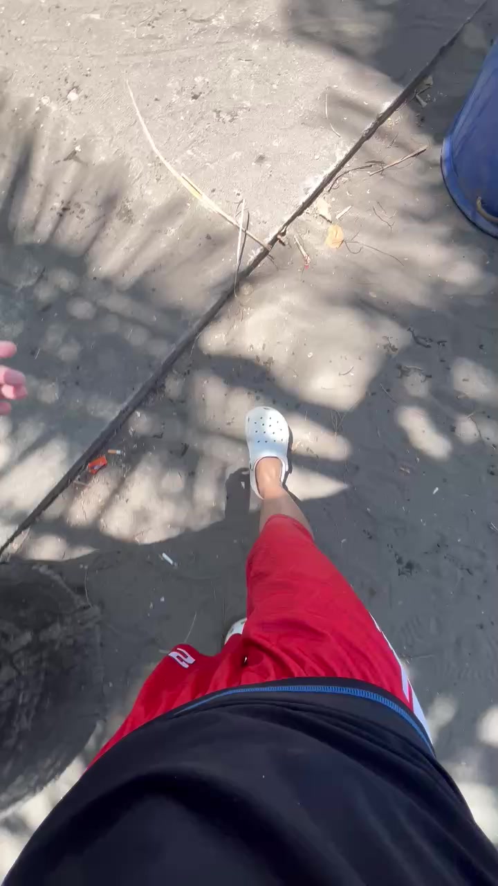 @😕
