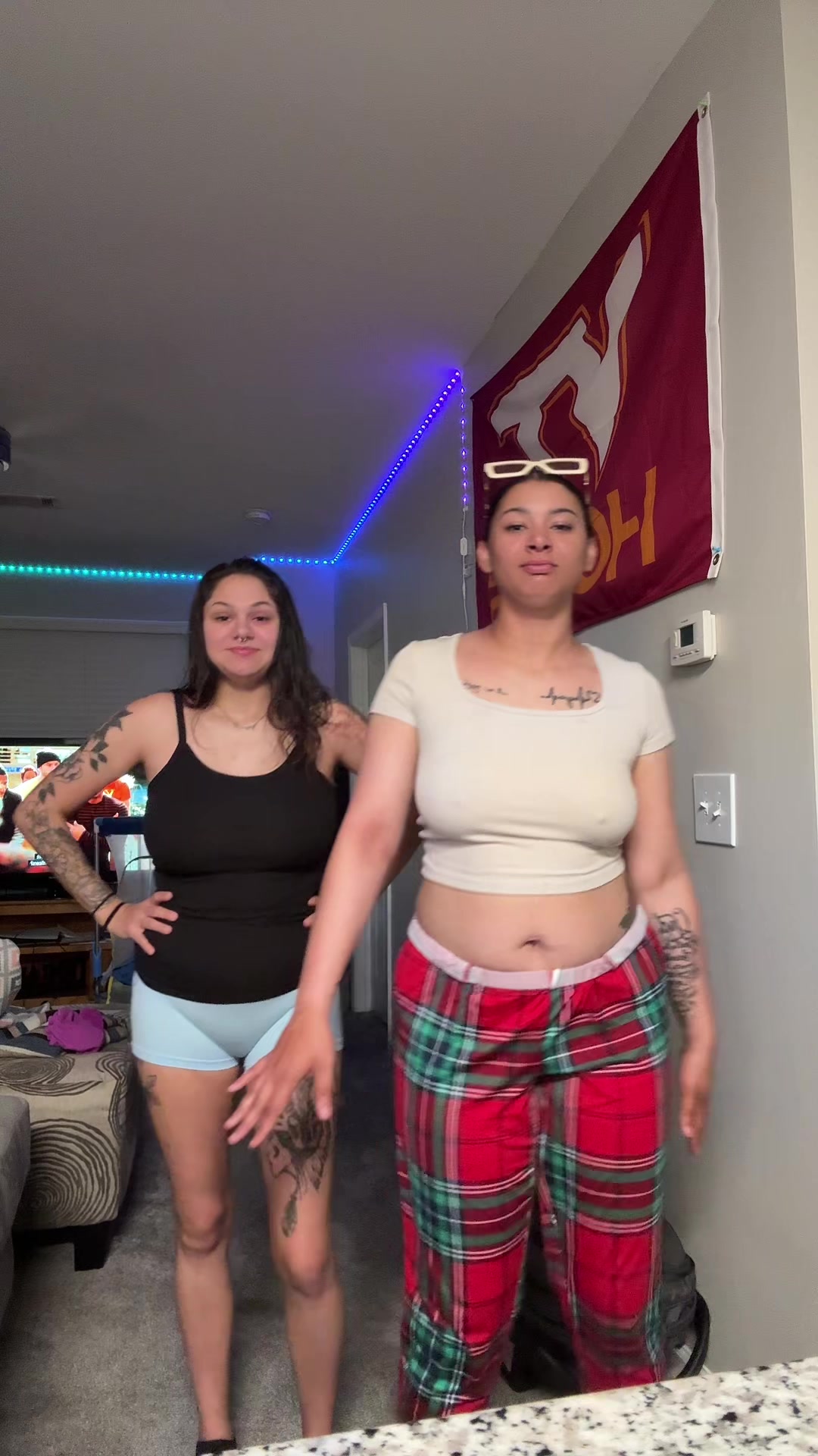 @yanni_jay