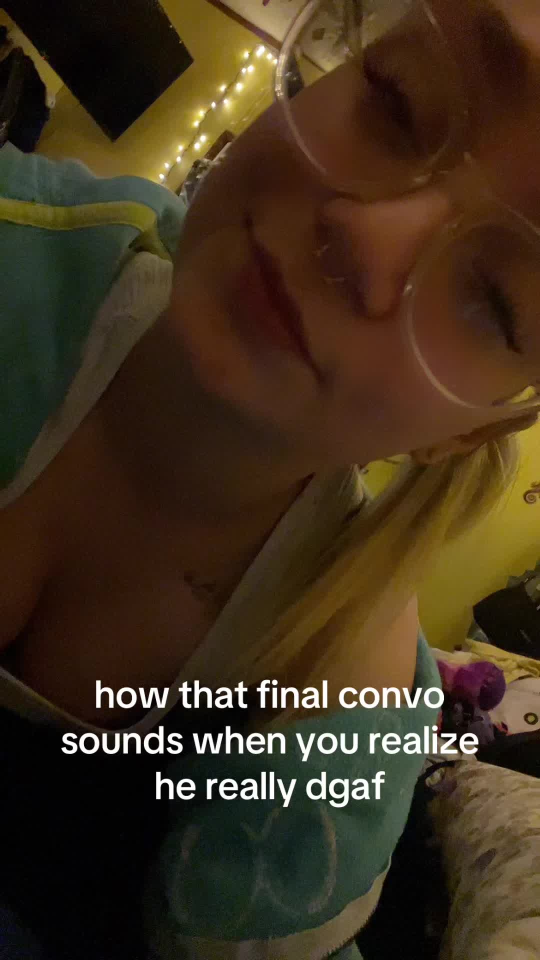 @😻
