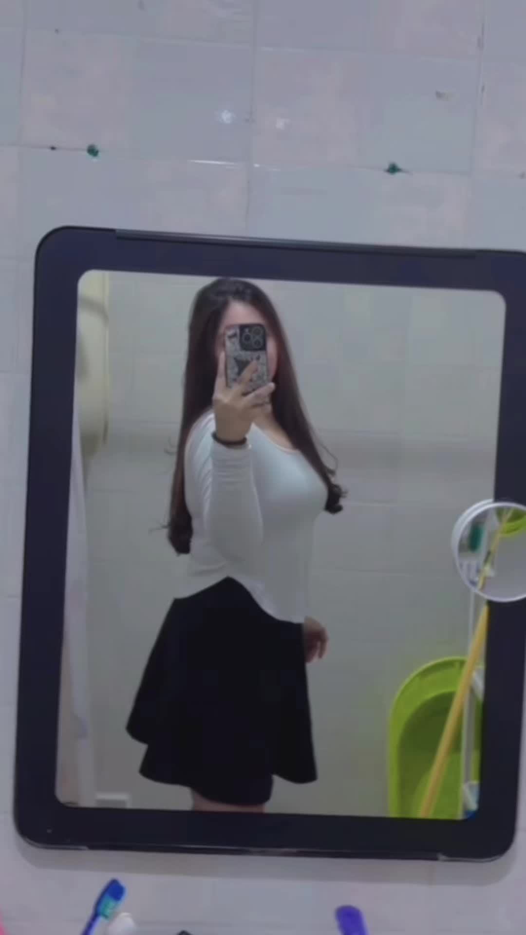 @Monica Icha
