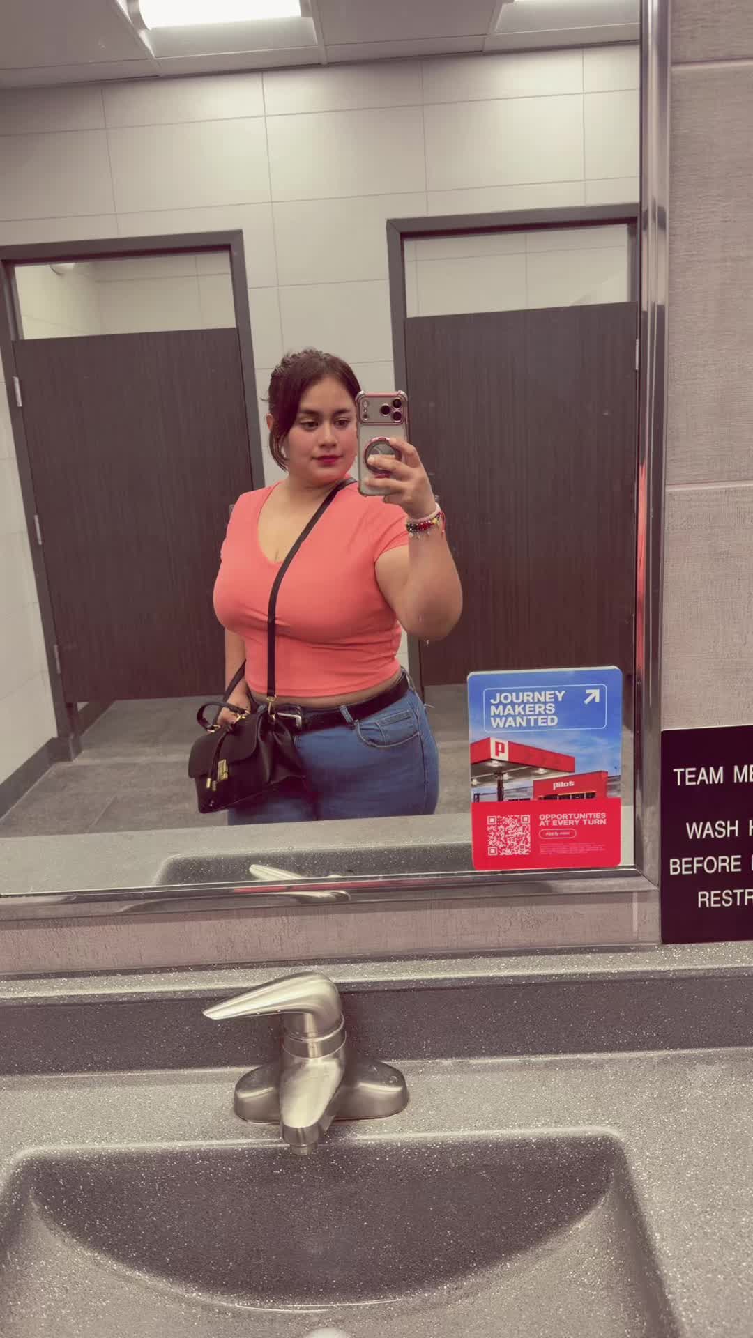 @Aislyn R 🥰🌻🇬🇹❤️🇺🇸