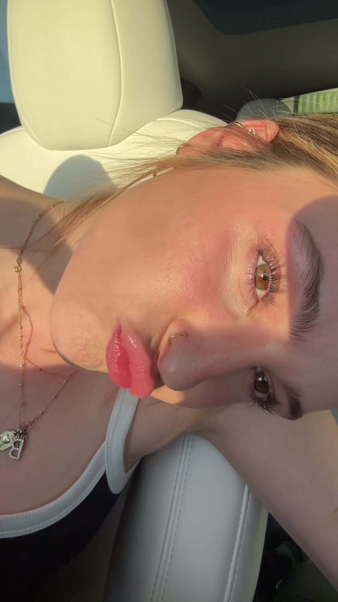 @kat