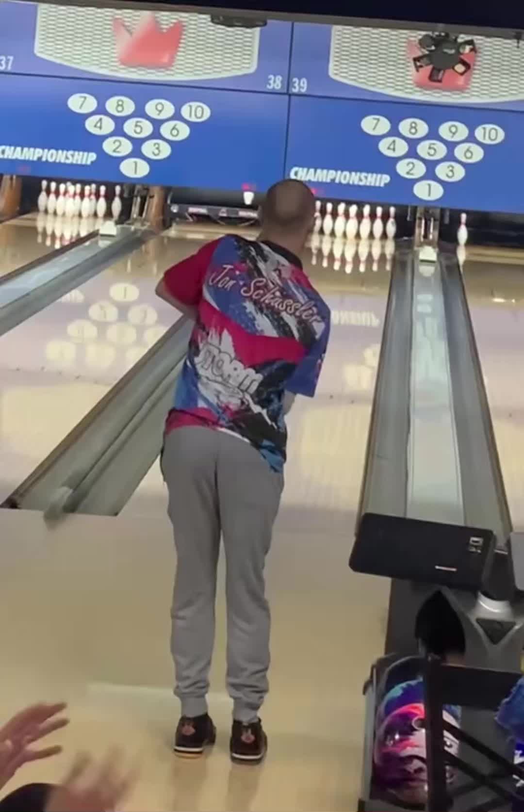 @ThatBowlingGuy