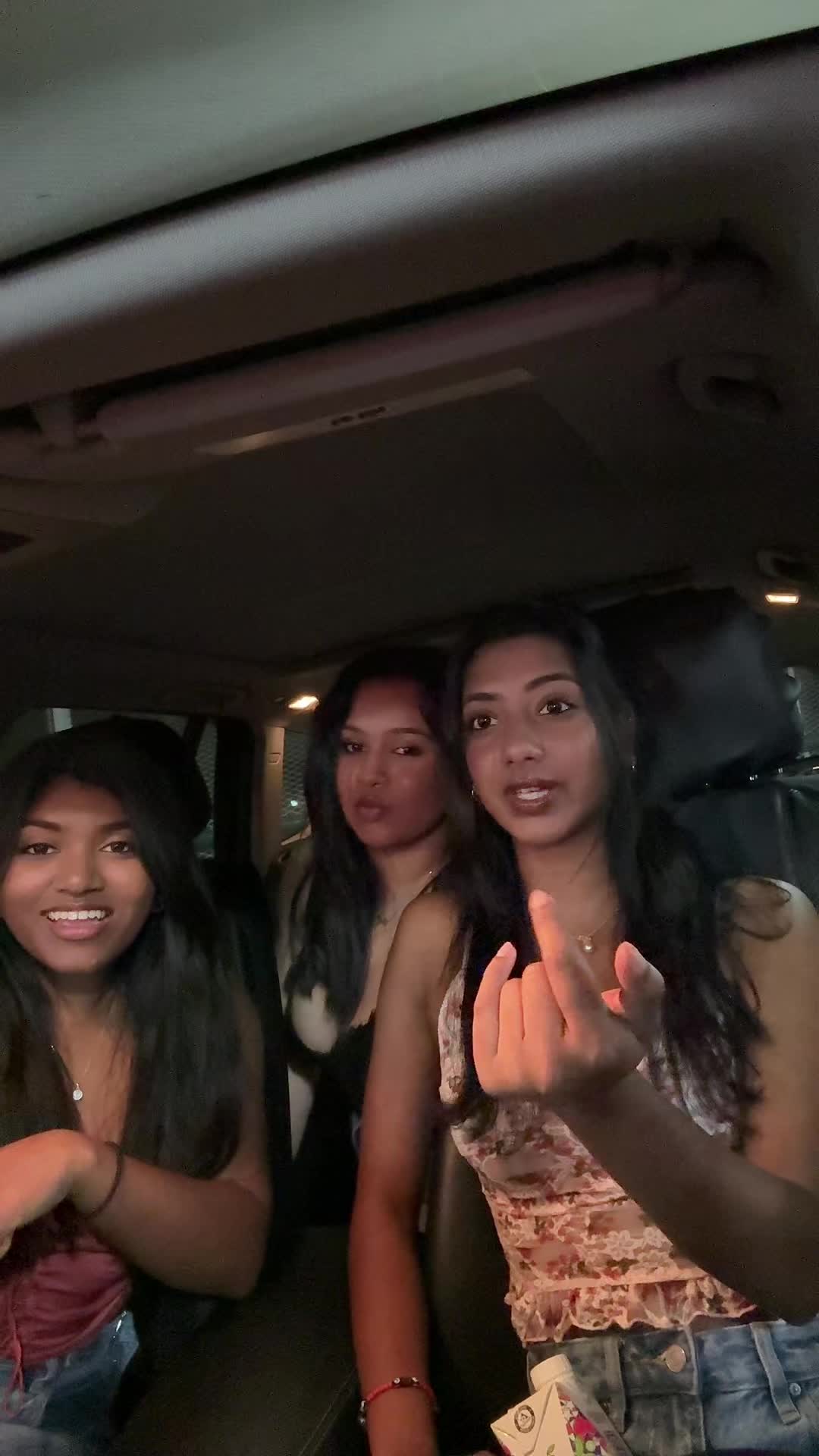 @siya ranat