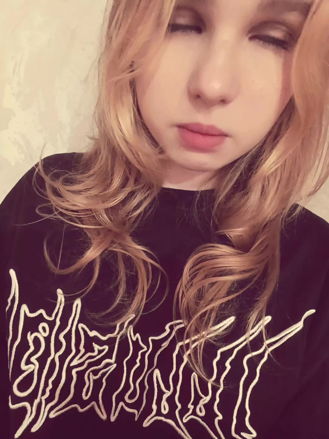@яблоко.
