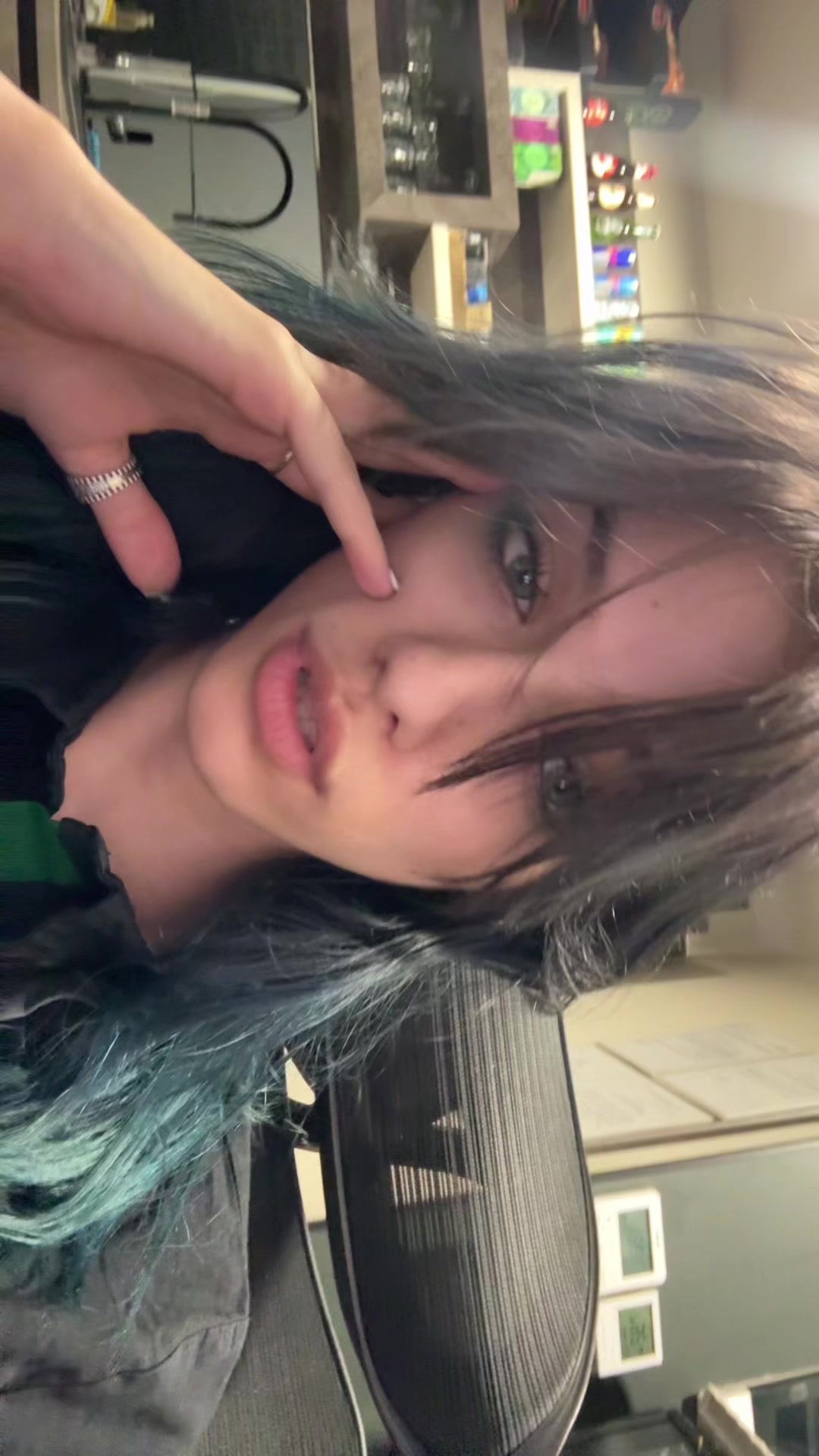 @niuv