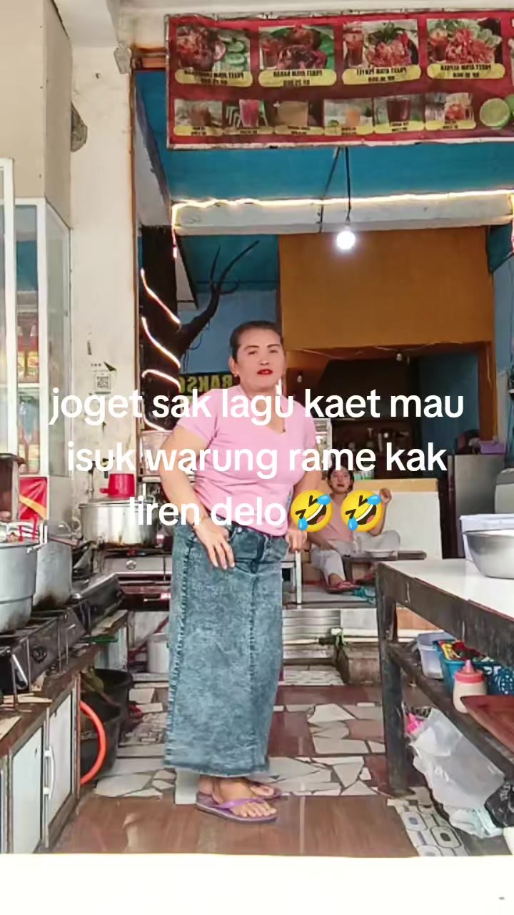 @Mak Krombong