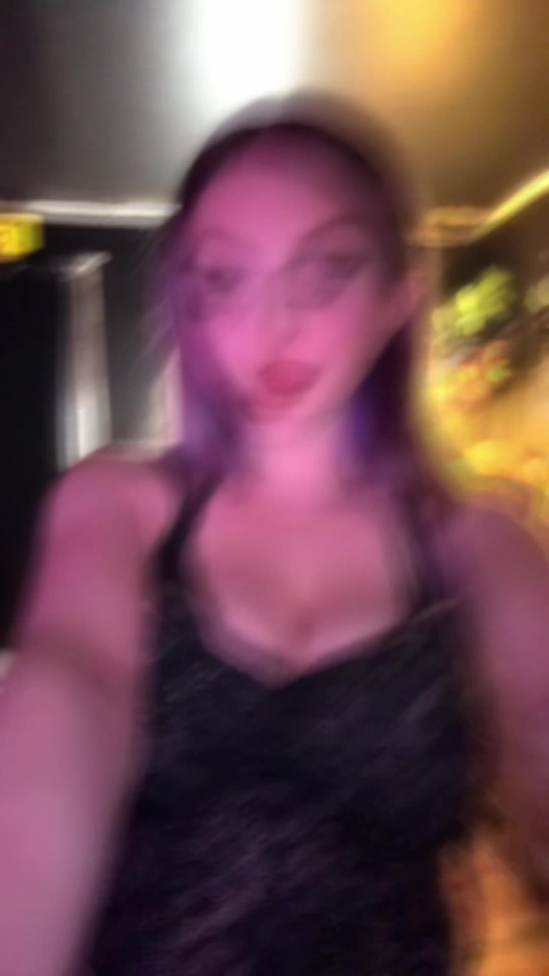 @Miabella