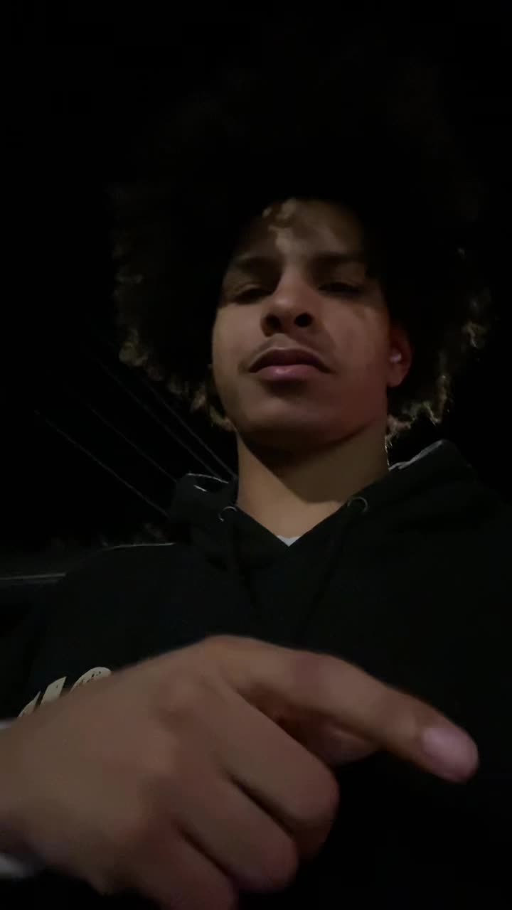 @️