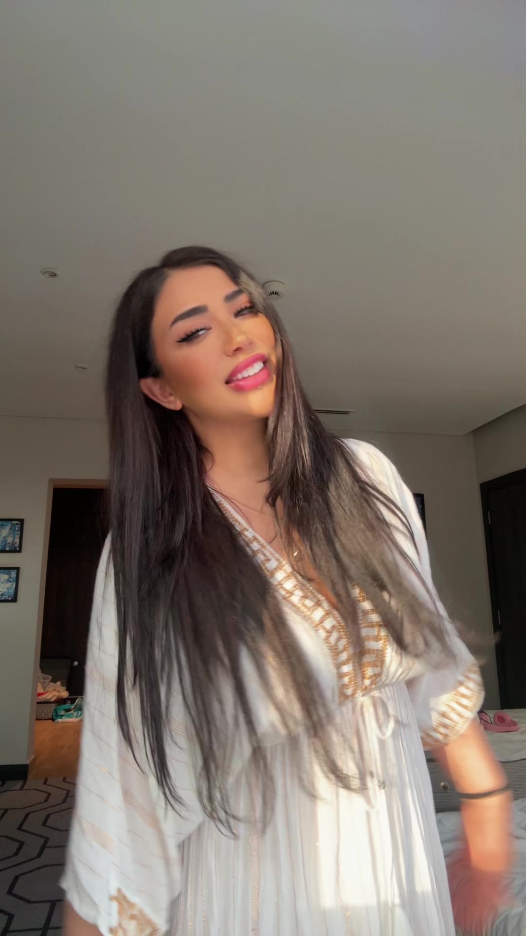 @Mahsa__eyr