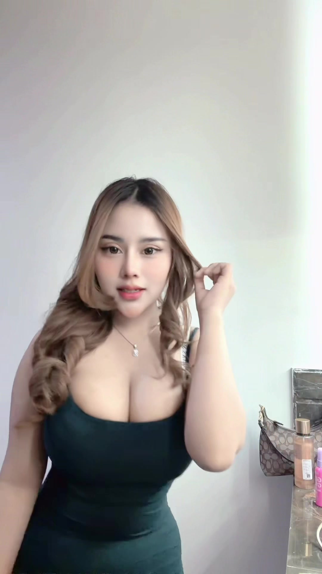 @olivia