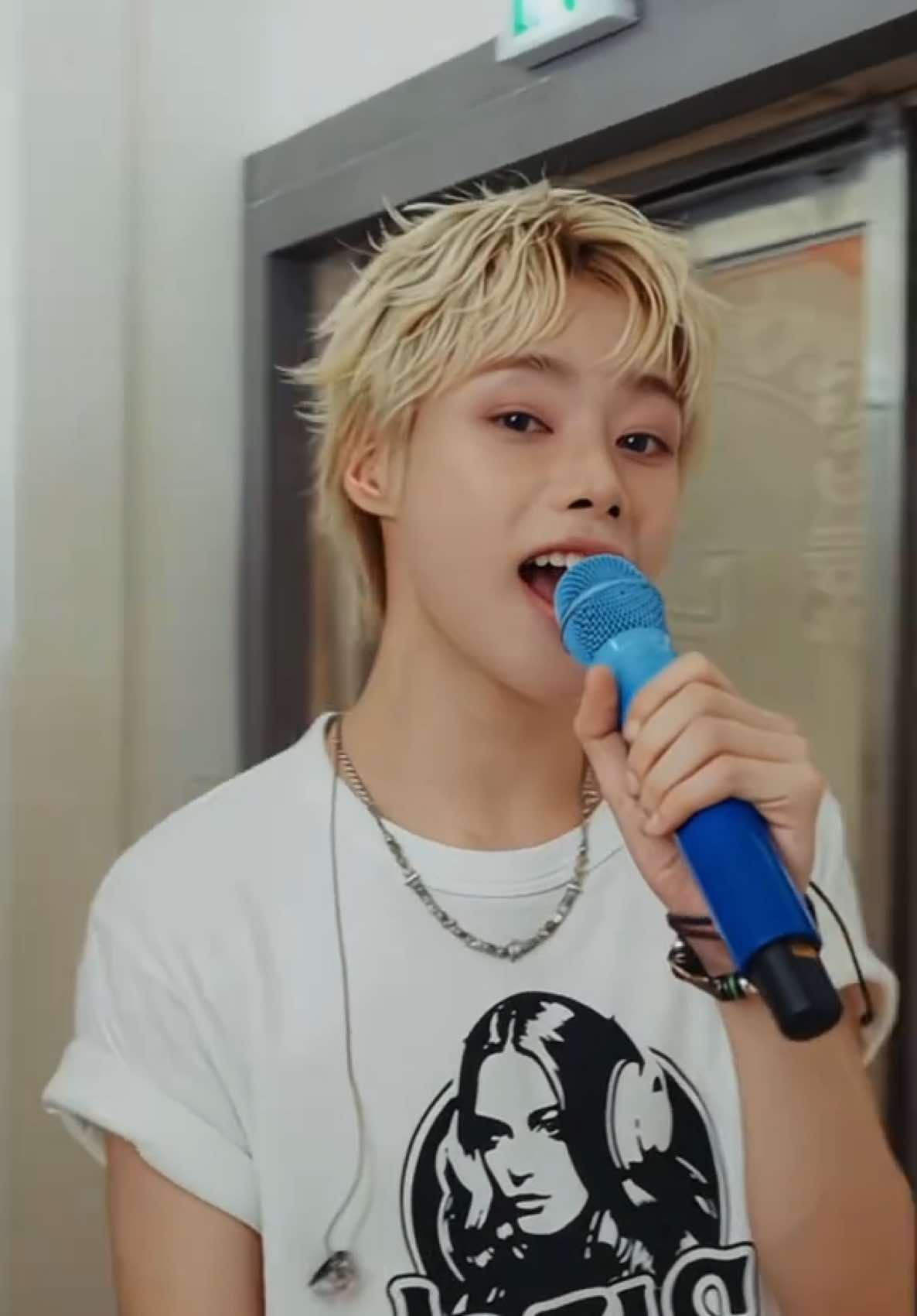 @𝐊𝐢𝐤𝐢🌻